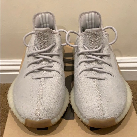 Yeezysesame hashtag on photos and videos